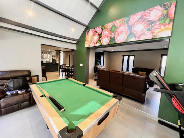 3 Bedroom Property for Sale in Plattekloof Glen Western Cape